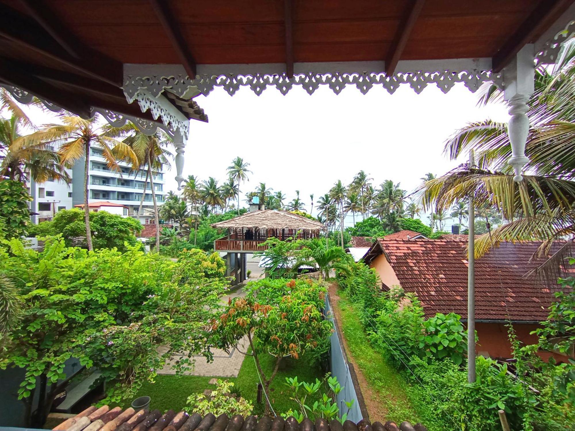 Hotel Lavender Mirissa Exterior foto
