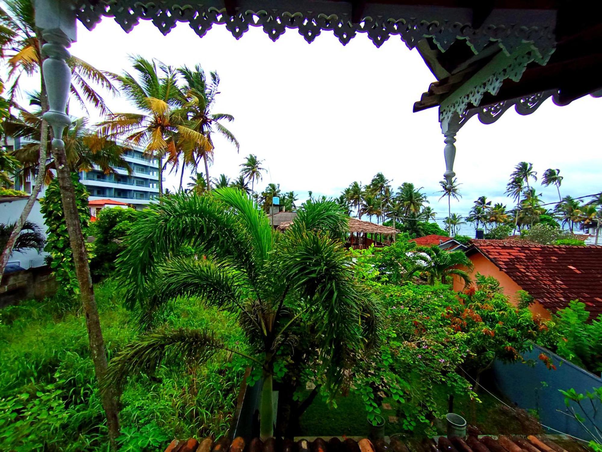 Hotel Lavender Mirissa Exterior foto